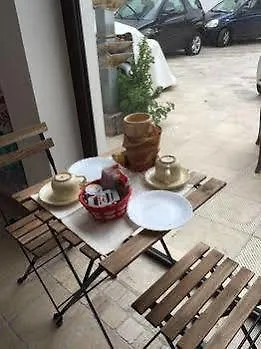 Relais Delle Ceramiche 3* غروتاليي