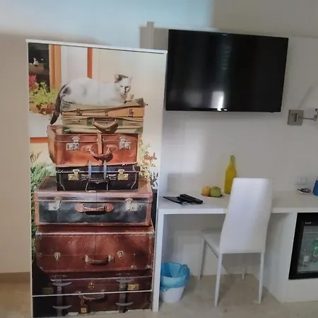 Relais Delle Ceramiche فندق مبيت وإفطار 3*